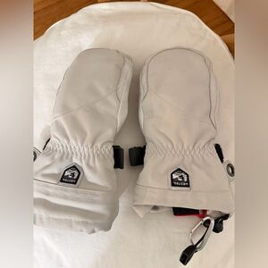 Hestra Army Leather Heli Ski Mitt Women 8 white/pale grey